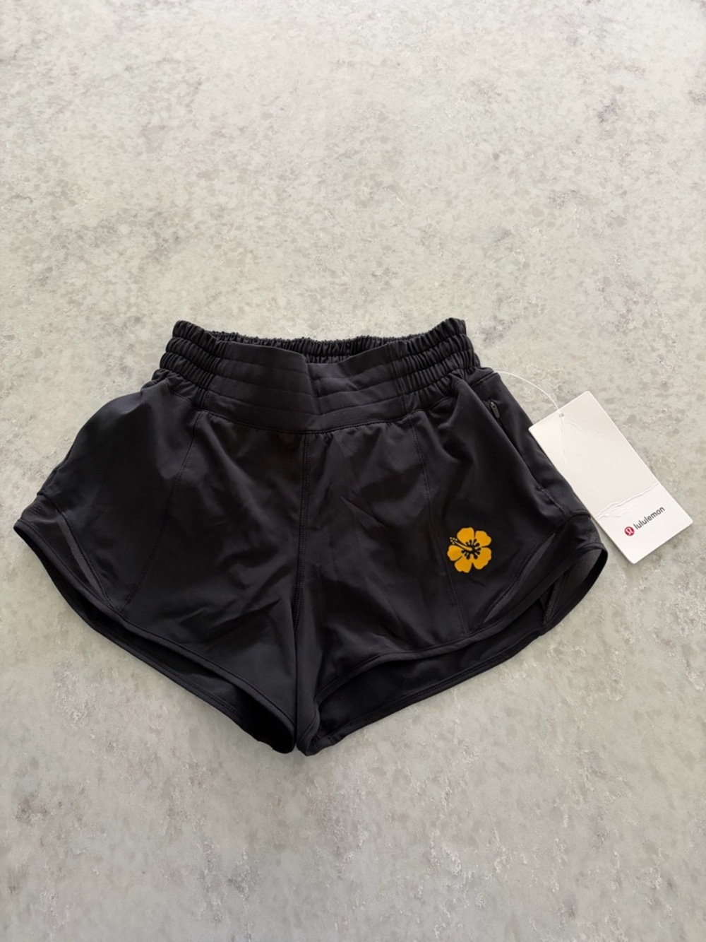 Lululemon Hawaii Hibiscus Flower Hotty Hot Shorts - Size 2